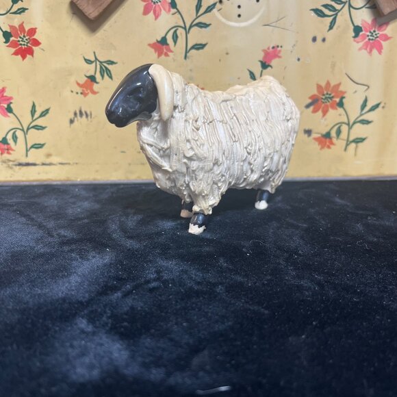 vintage sheep handmade pottery lamb - Picture 2 of 7